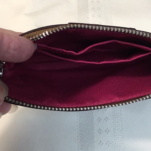 NWT Coach  100% Authentic Wristlet - Picture 3 of 4